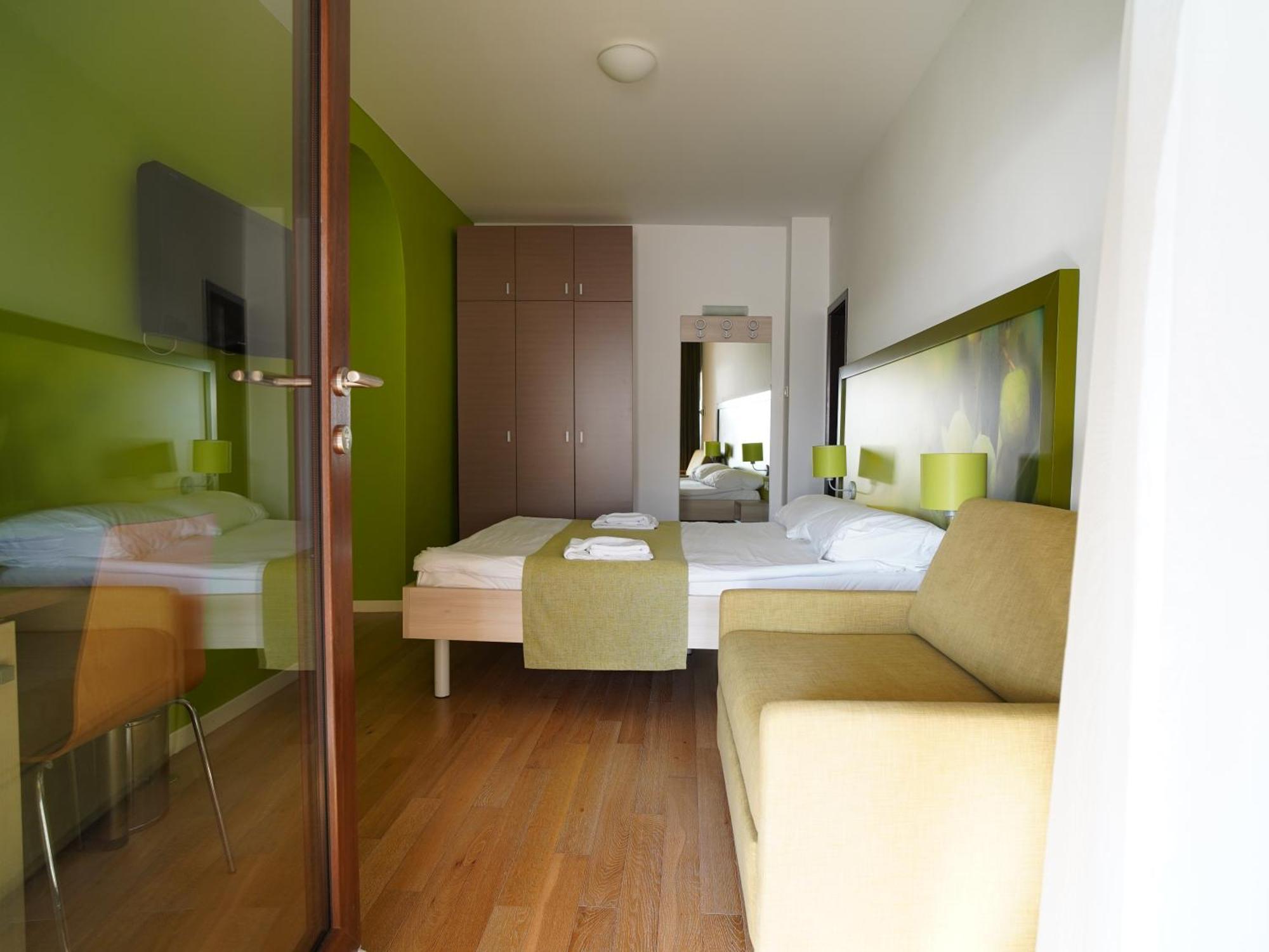 Hotel Vista Върсар Екстериор снимка