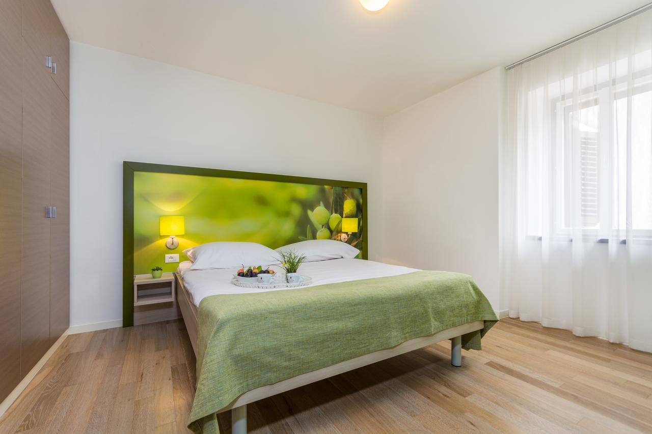 Hotel Vista Върсар Екстериор снимка