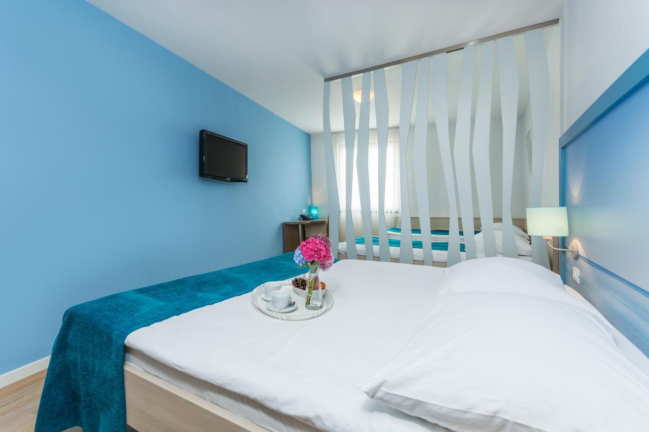 Hotel Vista Върсар Екстериор снимка
